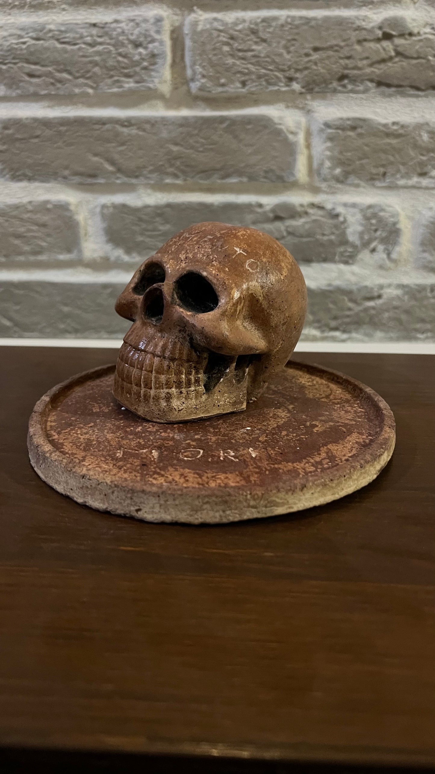 Skull memento mori