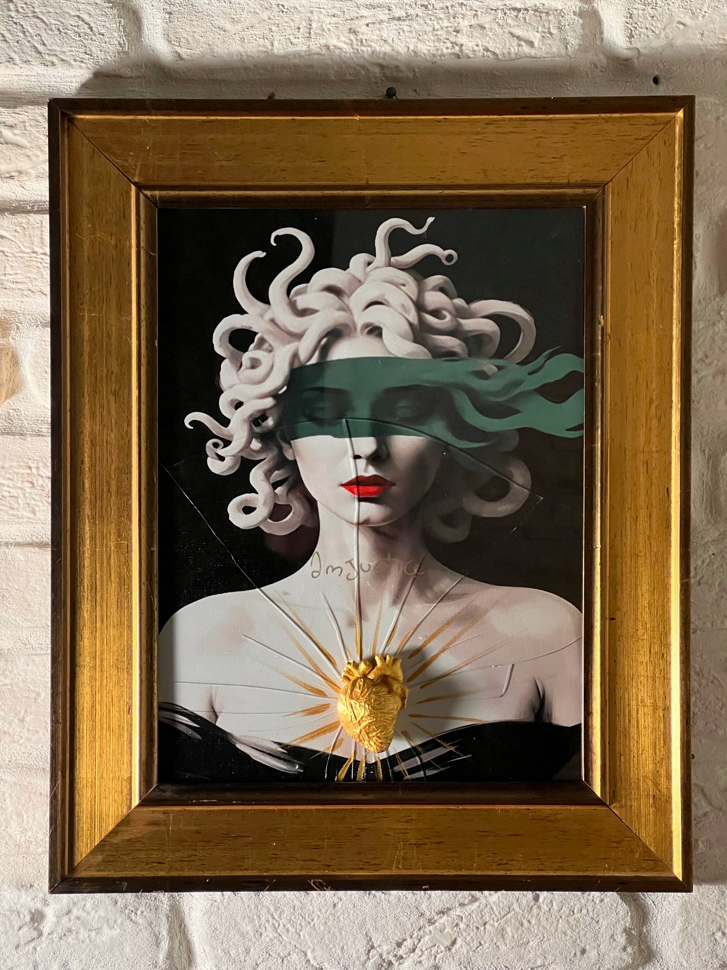Medusa e il sacro cuore