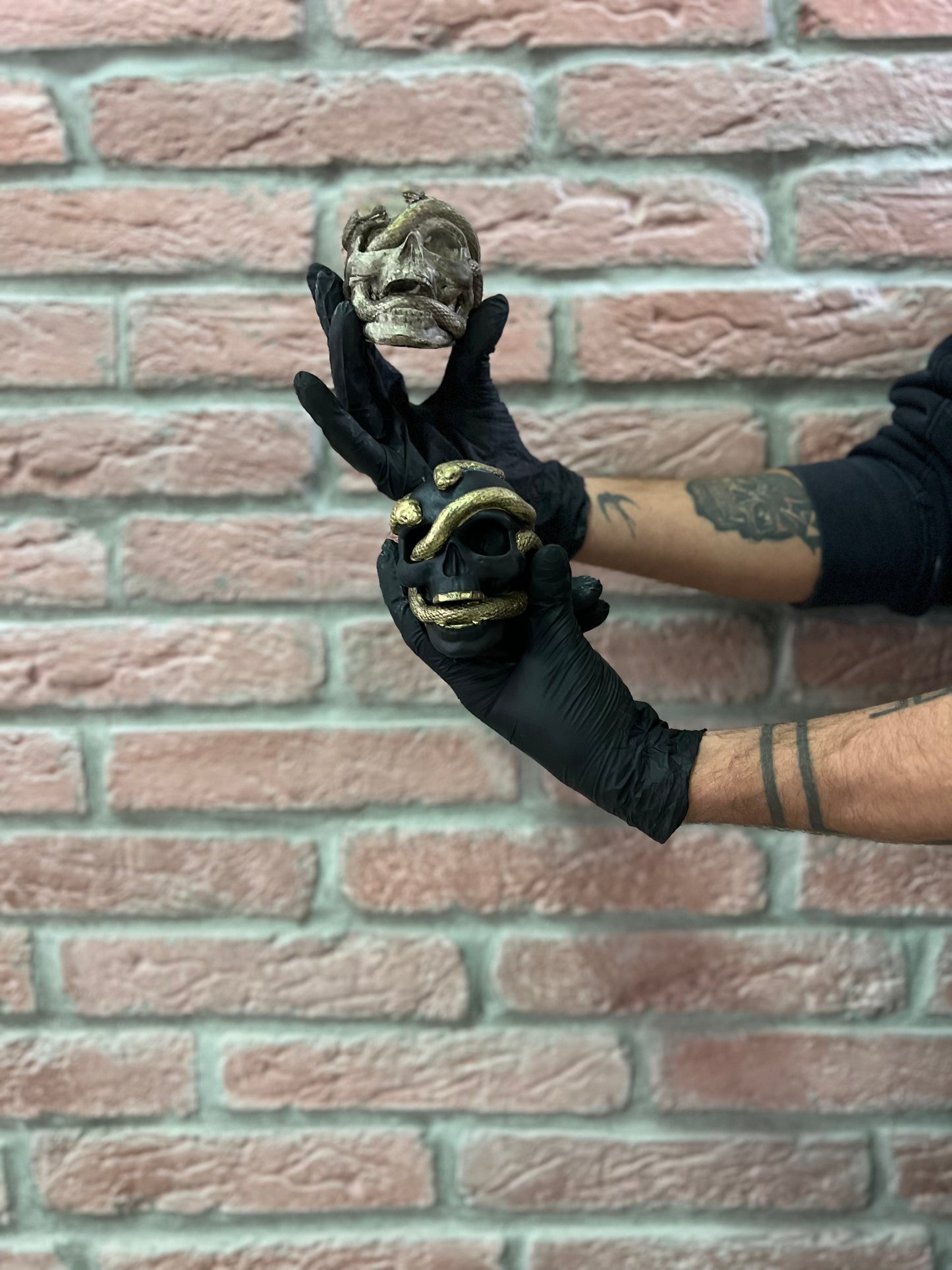 Skull snake golden