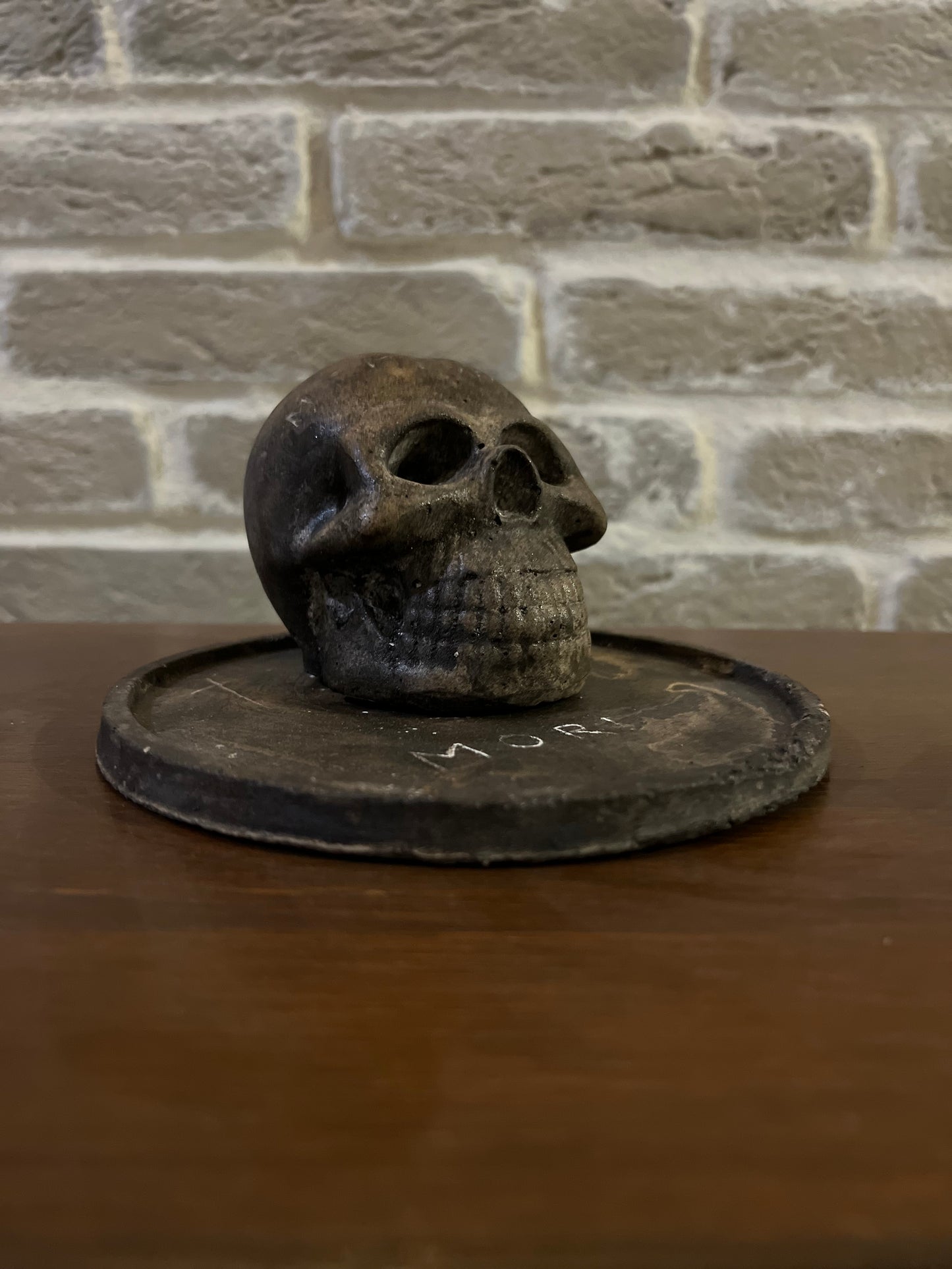 Skull memento mori
